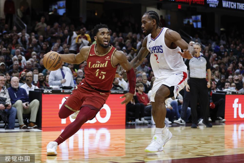 个人表现超 个人表现超